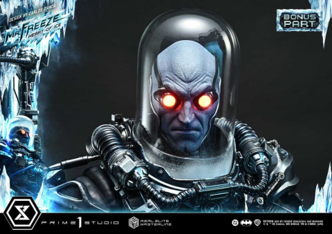DC Comics Real Elite Masterline Series Statue 1/3 Batman (Comics) Mr. Freeze Heart of Ice (Design by Carlos D'Anda) Deluxe Bonus Version 82 cm [1]