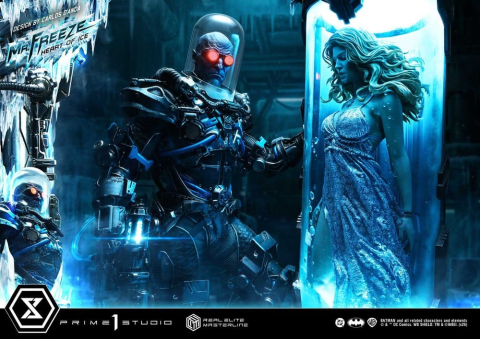 DC Comics Real Elite Masterline Series Statue 1/3 Batman (Comics) Mr. Freeze Heart of Ice (Design by Carlos D'Anda) Deluxe Version 82 cm [13]