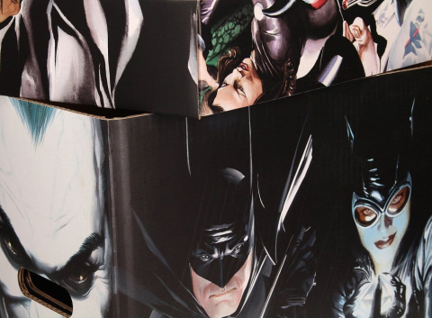 DC Comics Storage Box Batman by Alex Ross 40 x 21 x 30 cm [2]