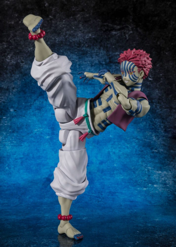 Jucarii - Demon Slayer: Kimetsu no Yaiba S.H. Figuarts Action Figure Akaza 15 cm