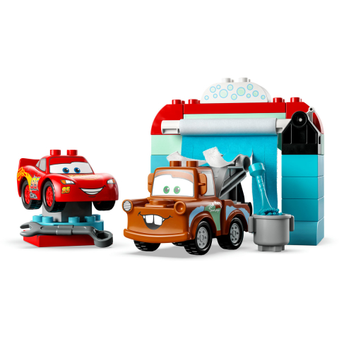 Distractie la spalatorie cu Lightning McQueen si Mater [6]