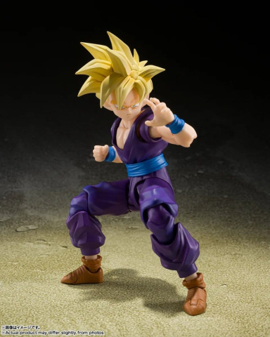 PRECOMENZI - Dragon Ball Z S.H.Figuarts Action Figure Super Saiyan Son Gohan -The Fighter Who Surpassed Goku- 11 cm