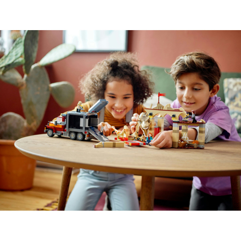 Evadarea dinozaurilor T.rex si Atrociraptor [4]