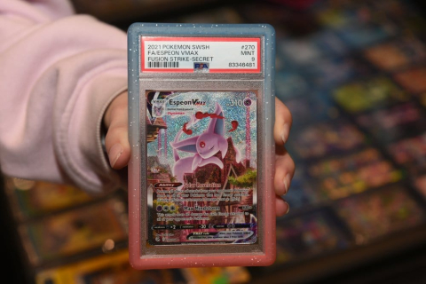 Depozitare si Protectie - Evoretro Bumper for PSA Graded Card Slab Gradient Blue-Pink Glitter