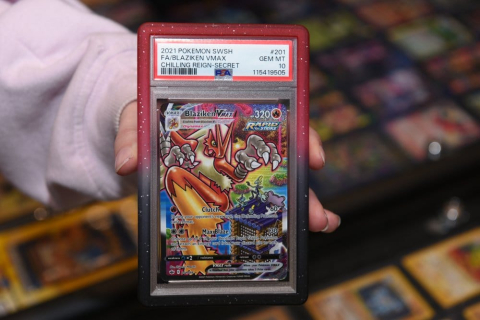 Evoretro Bumper for PSA Graded Card Slab Gradient Red-Black Glitter [1]