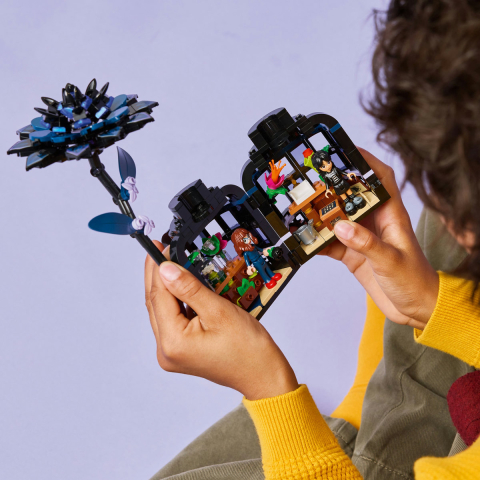 Floare de dalie neagra [8]