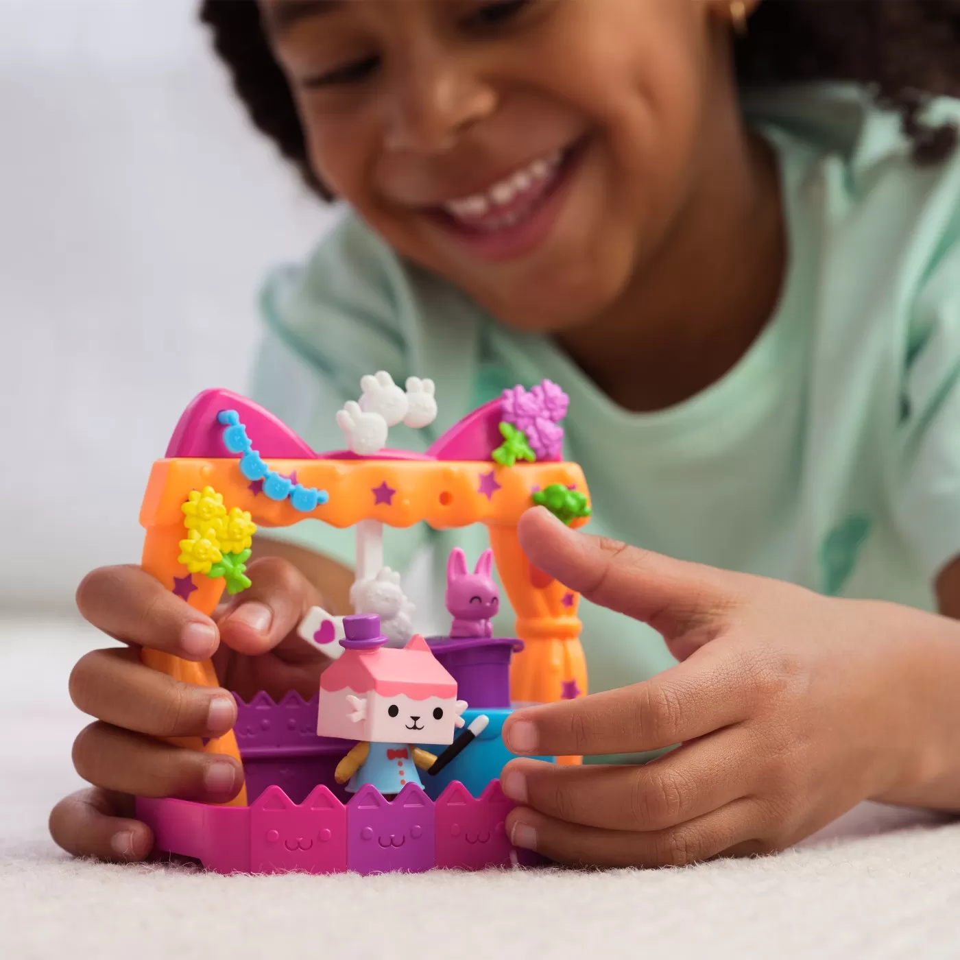 Gabby’s Dollhouse Balcon Talent Show Set cu Panda Mat [2]