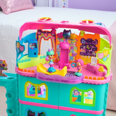 Gabby’s Dollhouse Party Room Set [7]