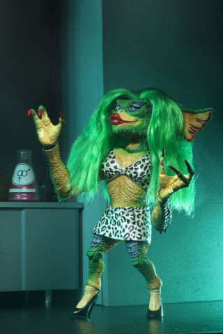 Gremlins 2 Ultimate Greta Gremlin - Figurina 15 cm [2]