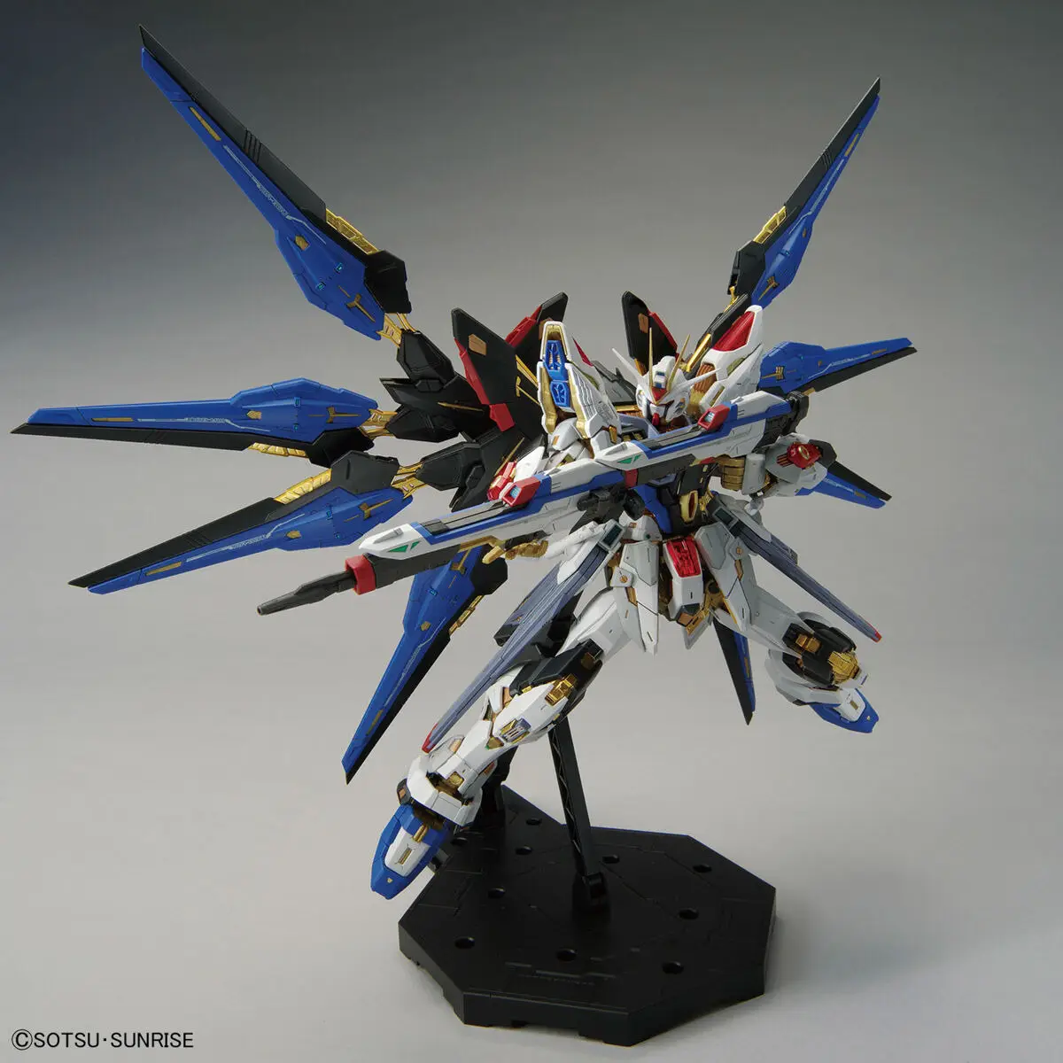 Gundam MGEX Strike Freedom 1/100 Model Kit Premium [5]