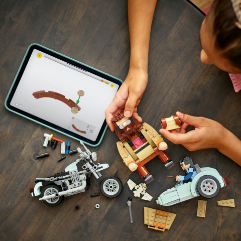 LEGO Harry Potter Motocicleta lui Hagrid si Harry 76443 [5]