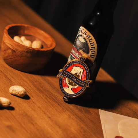 Casa si Cadouri - Harry Potter Butterbeer Magnet with Bottle Opener
