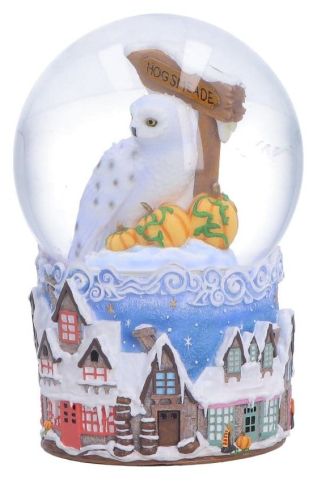 Casa si Cadouri - Harry Potter Snow Globe Hogsmeade Village 15 cm