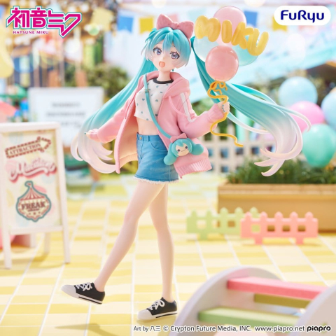 Hatsune Miku Muchute PVC Figure Theme Park Date Version 19 cm [4]