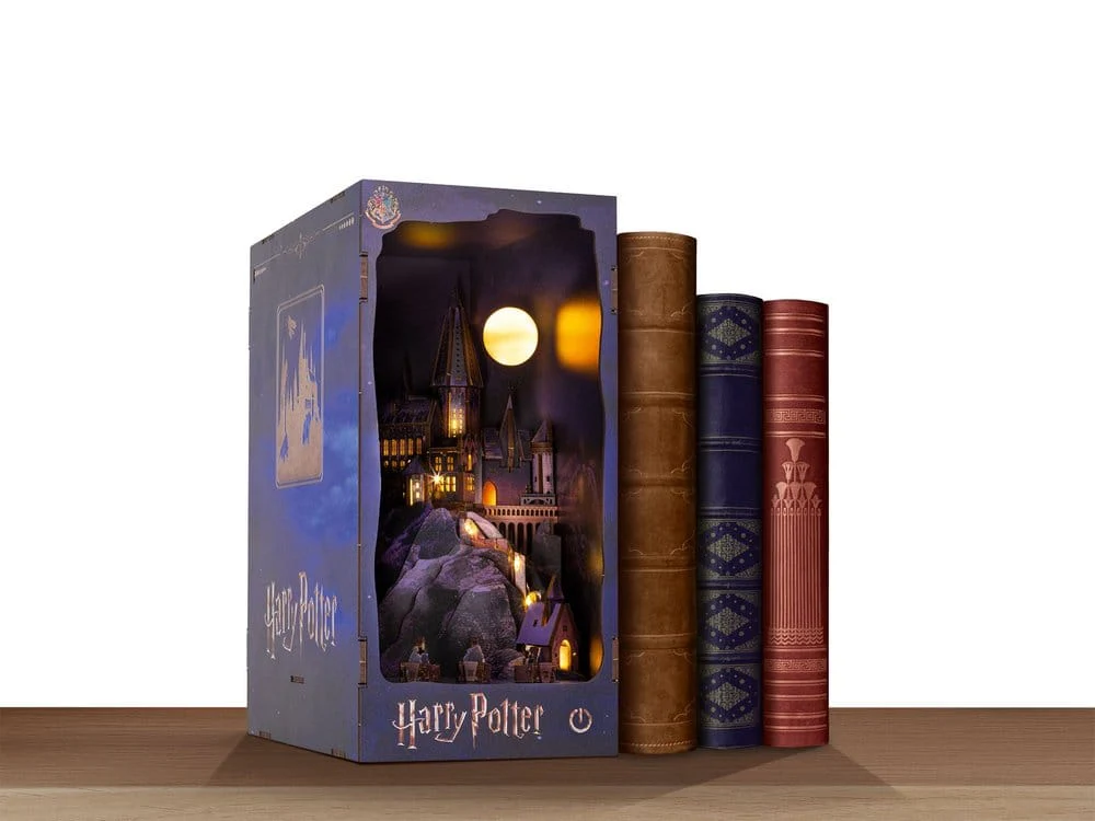 Hogwarts Castle Book Nook - Diorama Miniaturala cu LED [3]