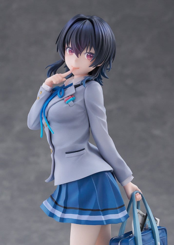 I Made Friends with the Second Prettiest Girl in My Class PVC Figure 1/7 Umi Asanagi 22 cm [10]