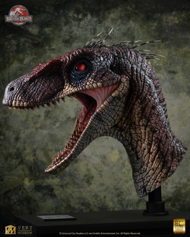 Jurassic Park III Life Size Bust Male Alpha Velociraptor "Blood Knight" 83 cm [16]