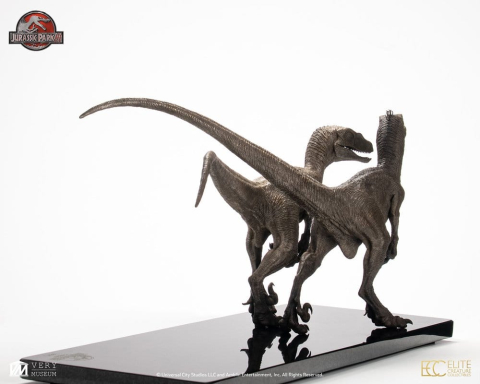 Jurassic Park Statue 1/8 Pair of Velociraptors 30 cm [4]
