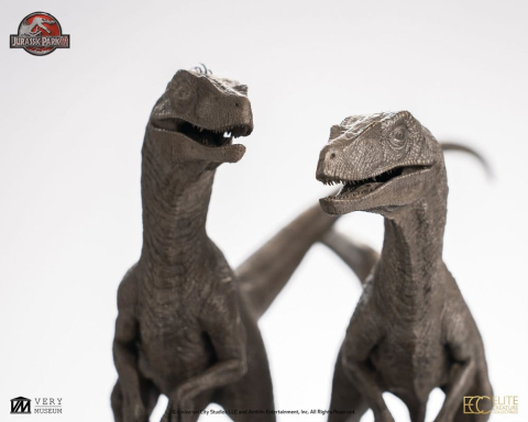 Jurassic Park Statue 1/8 Pair of Velociraptors 30 cm [1]