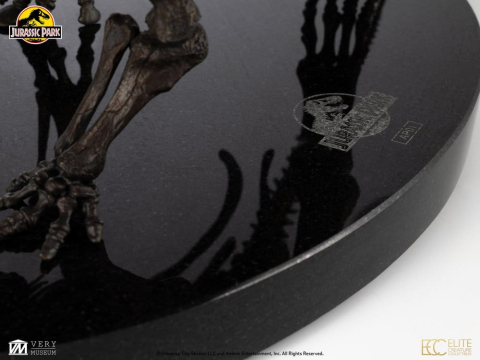 Jurassic World ECC Elite Creature Line Statue 1/12 Triceratops Fossil Skeleton Bronze 33 cm [10]