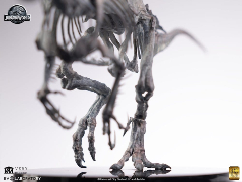 Jurassic World Statue 1/24 Indominus Rex Skeleton Bronze 24 cm [10]