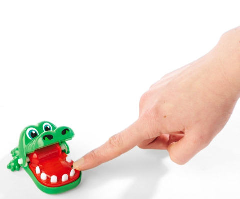 Keychain Mini Biting Crocodile [1]