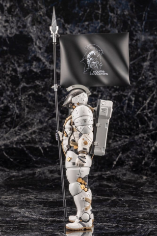 Kojima Productions Plastic Model Kit Ludens 19 cm [4]