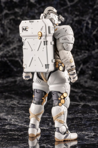 Kojima Productions Plastic Model Kit Ludens 19 cm [6]