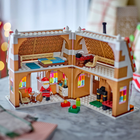 LEGO Casa Festivă din Turtă Dulce 40809 [7]