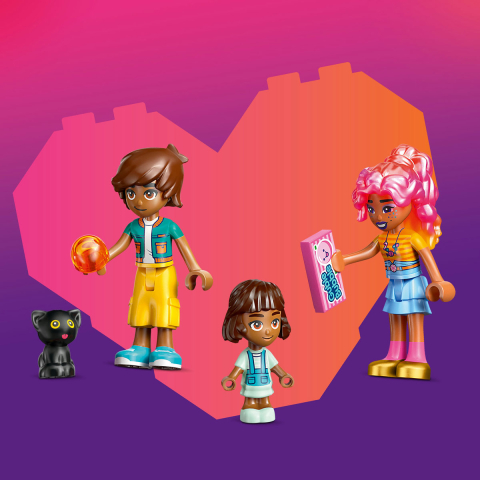 LEGO Friends Magazin de dulciuri din orasul Heartlake 42649 [4]