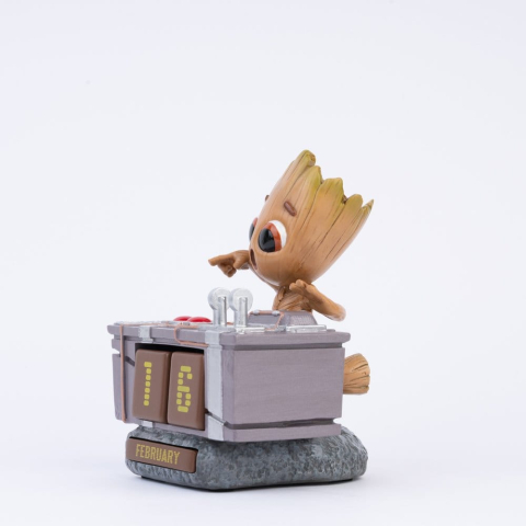 Marvel 3D Perpetual Calendar Groot Death Button 12 cm [2]