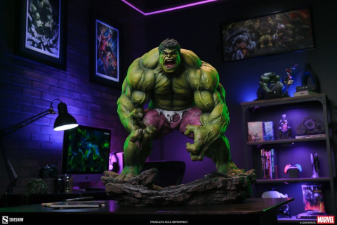 PRECOMENZI - Marvel Premium Format Figure Hulk 59 cm