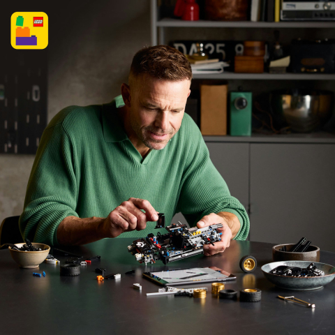 LEGO Technic Masina de curse 1966 Ford GT40 MKII 42223 [5]