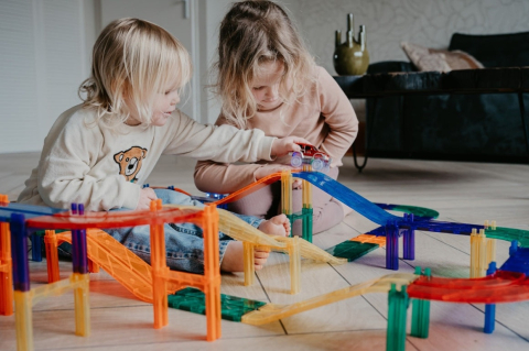 Masina de curse rosie, Cleverclixx [3]