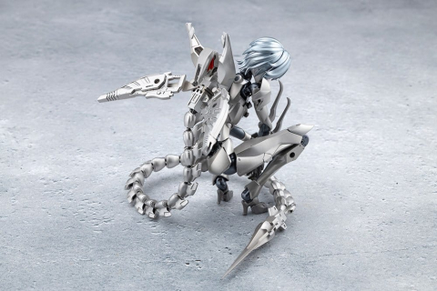 Megalomaria Unlimited Universe Plastic Model Wreckage Hunter 25 cm [8]