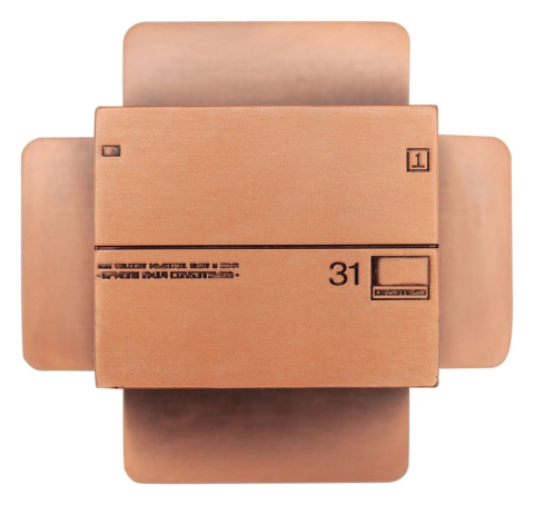 Metal Gear Solid 2 Replica Cardboard Box Antique Gold [6]