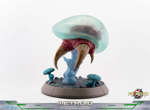 Metroid Prime PVC Figure Metroid (Standard) (Glow in the Dark) 21 cm [23]