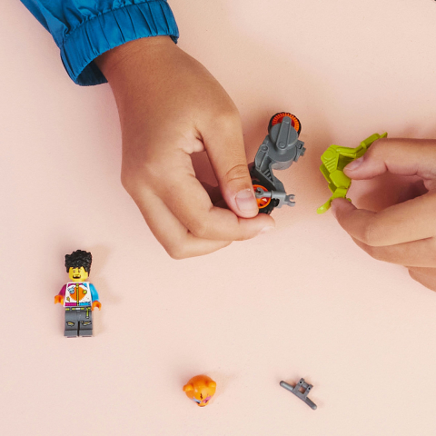 Motocicleta cascadorului urs [3]