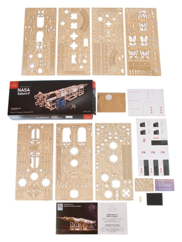 NASA 3D Wooden Puzzle Saturn V [2]