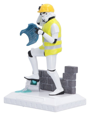 Collectibles - Original Stormtrooper Figure Hit a Brick Wall 18 cm