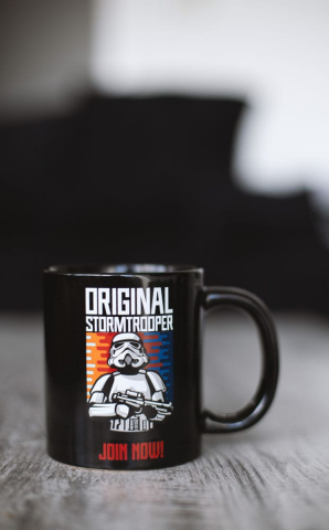 PRECOMENZI - Original Stormtrooper Mug Join Now Black