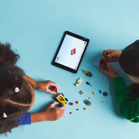 Pachet de curse Furgoneta de pizza vs. camion de pompieri [5]