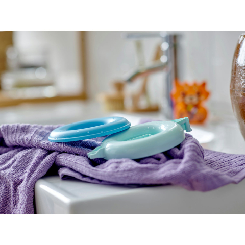 Panda Rosu Plutitor [3]