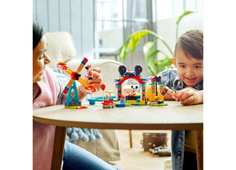 Parcul de distractii al lui Mickey si Minnie [7]