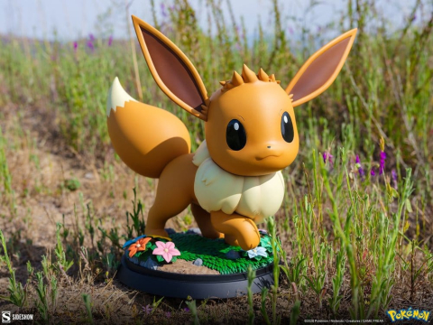 Pokémon Life-Size Figure Eevee 34 cm [12]