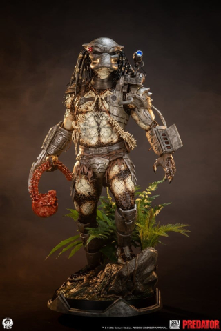 PRECOMENZI - Predator Statue 1/2 Predator 117 cm