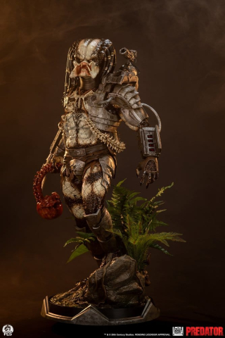 Predator Statue 1/2 Predator 117 cm [3]