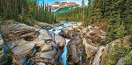 Puzzle 4000 piese Mistaya Canyon Bnaff 400348 Castorland [1]