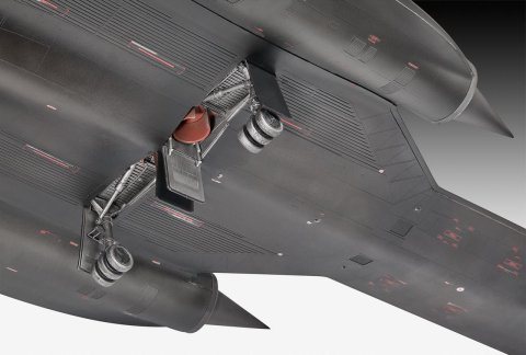 Revell Lockheed SR-71B Blackbird Model Kit [1]