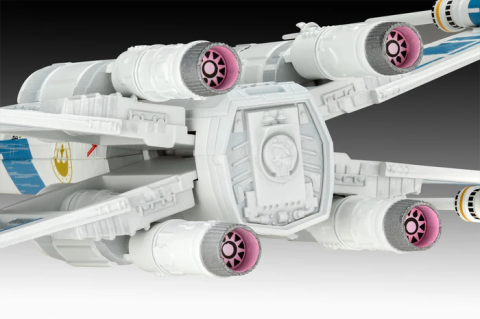 Revell Star Wars New Republic X-Wing Fighter [5]